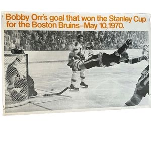 Rare! 1970 NHL Bobby Orr Wins the Stanley Cup Hockey Bruins Poster Original